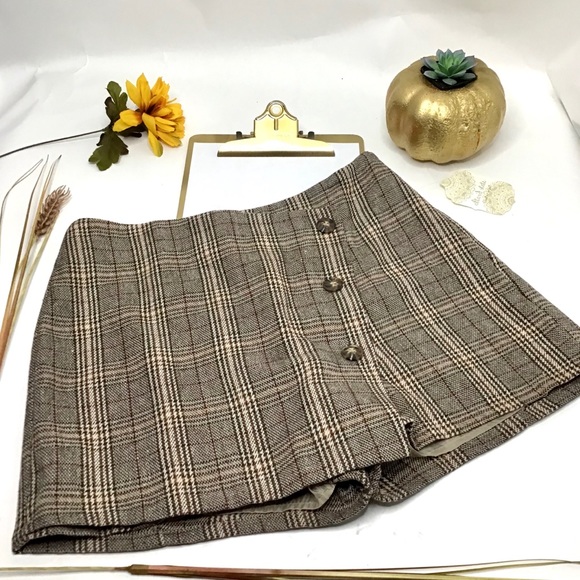 Altar’d State Skort Plaid Brown Houndstooth Lined - Picture 2 of 13